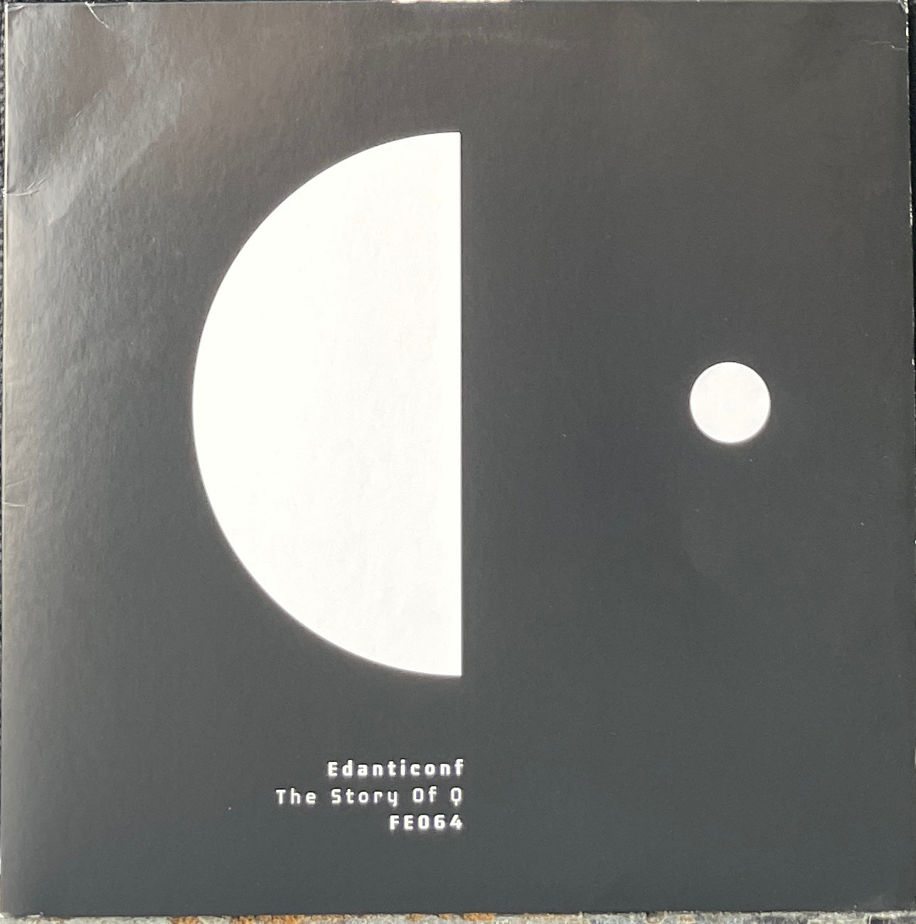 Edanticonf - The Story Of Q